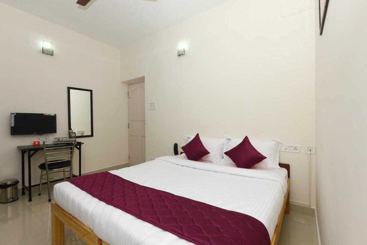 Oyo 9260 Olive Castles Inn Csennai Kültér fotó