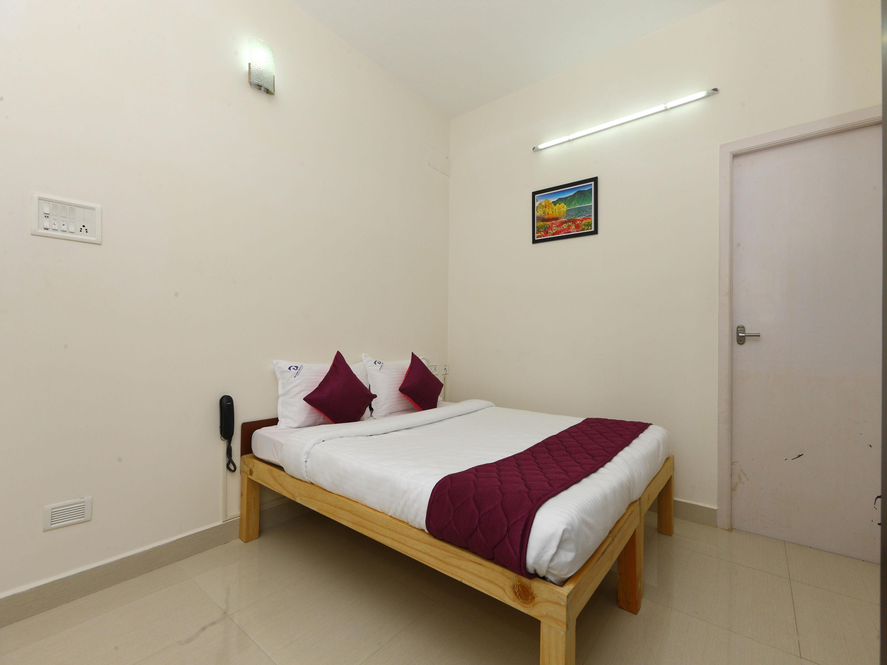 Oyo 9260 Olive Castles Inn Csennai Kültér fotó